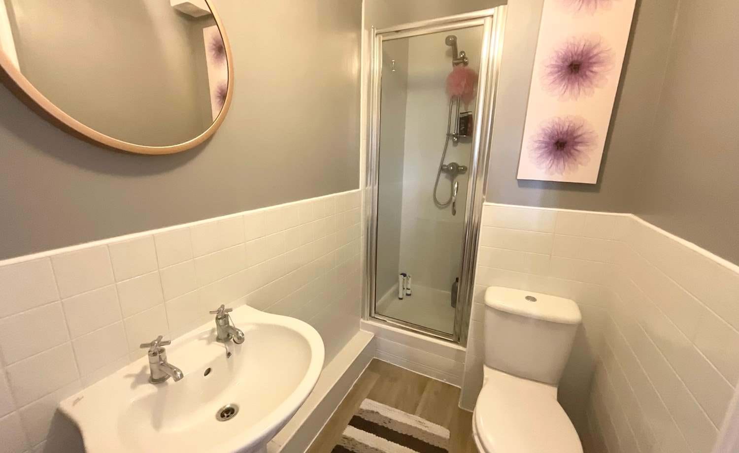 En Suite Shower Room