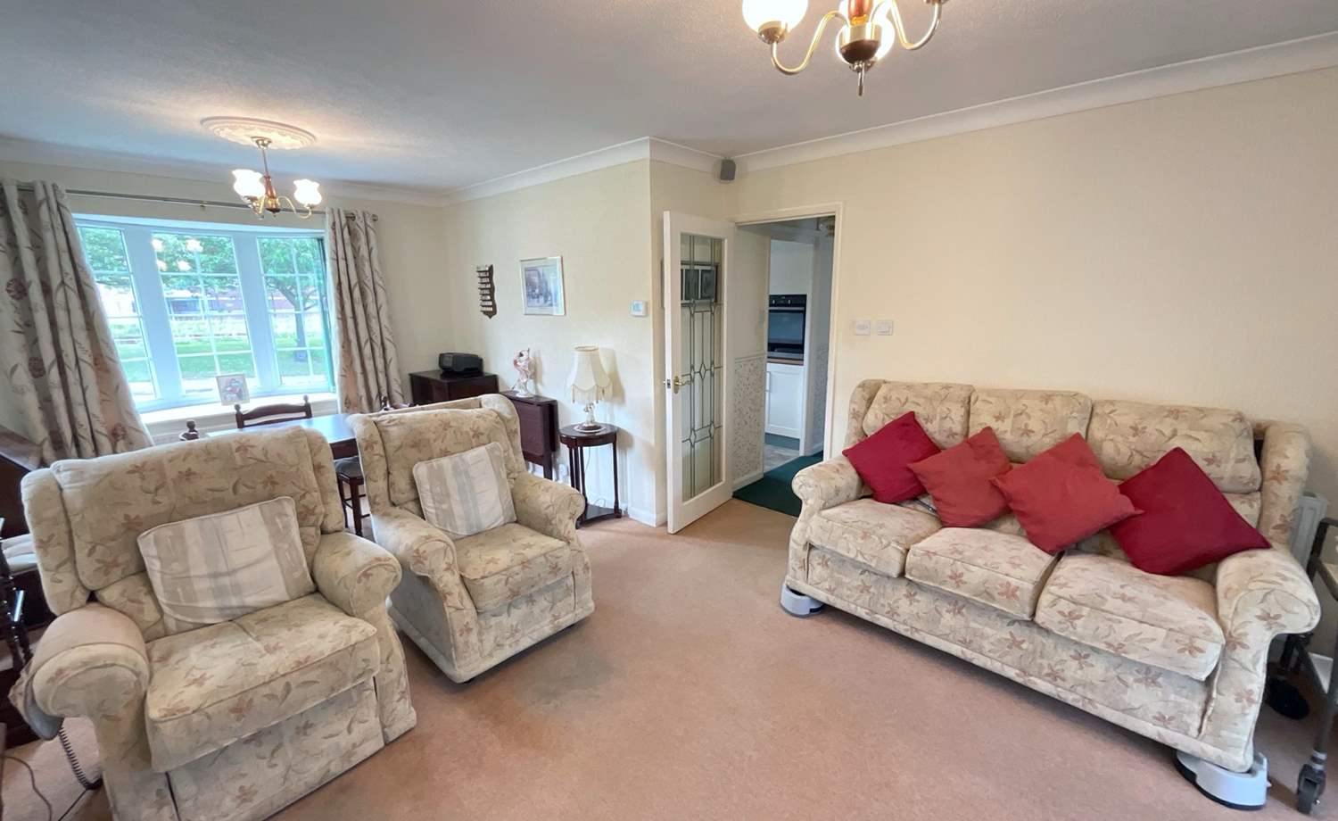 living/dining room