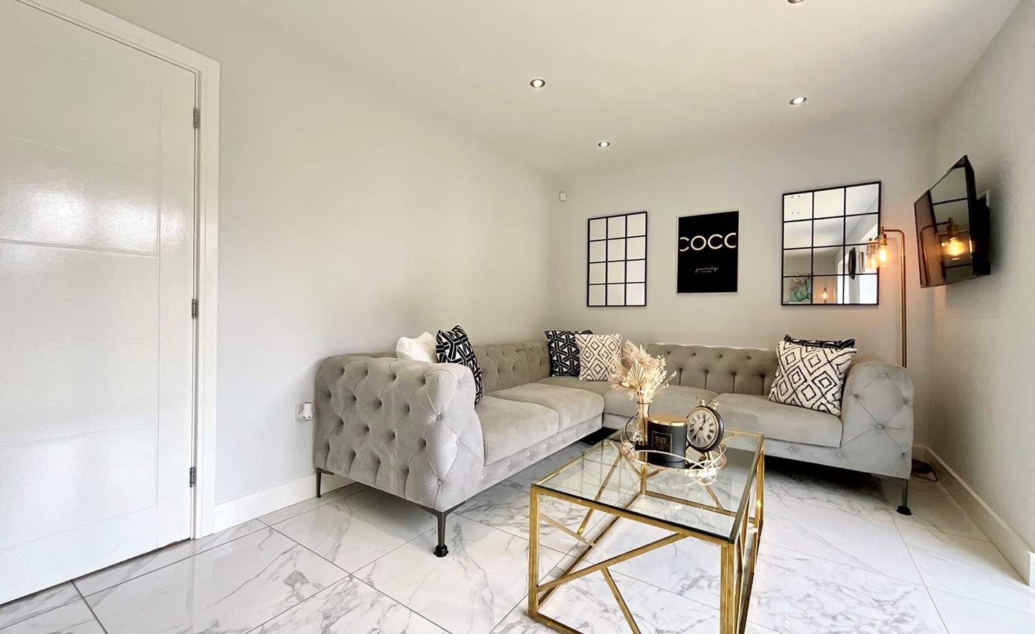 kitchen/dining/living space