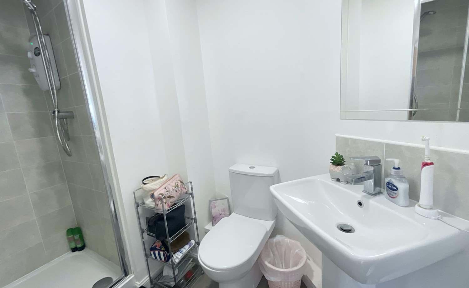 EN-SUITE