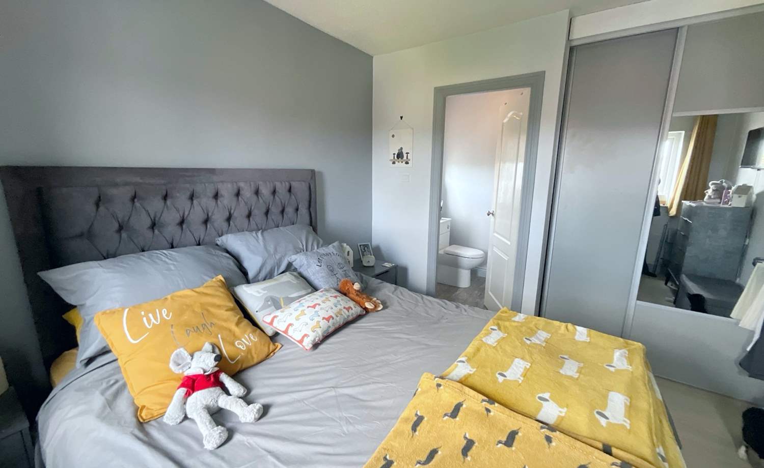 bedroom