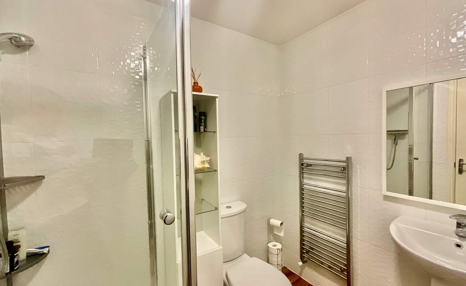 2nd En-Suite