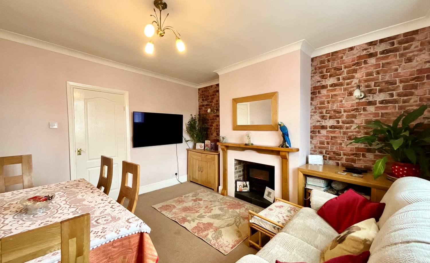 dining/living room