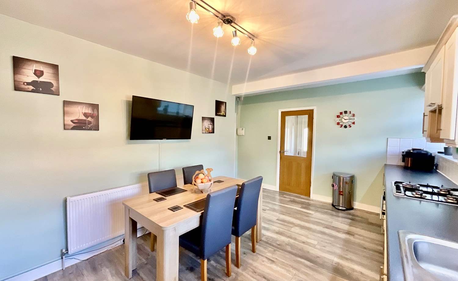 Kitchen Diner