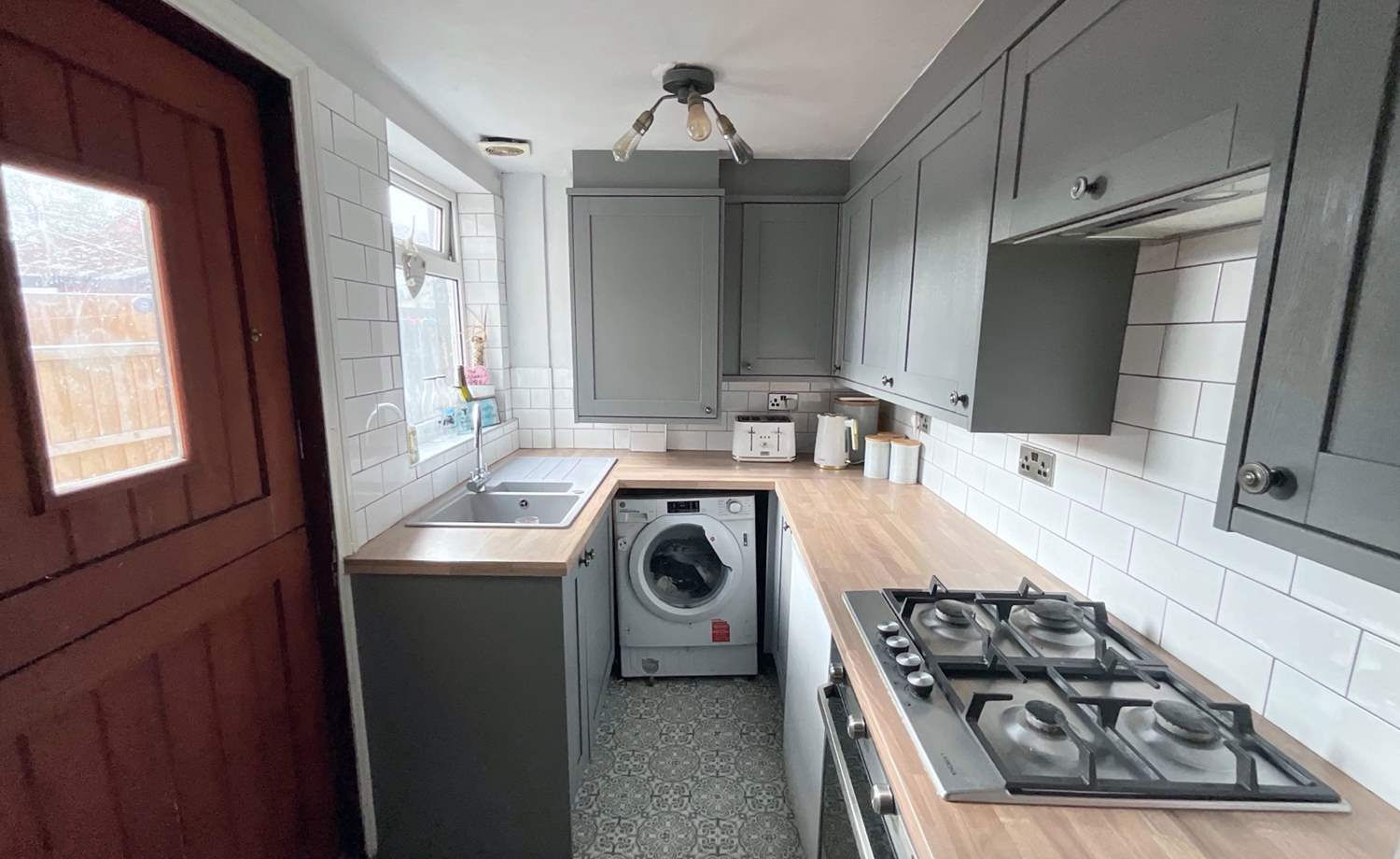 KITCHEN/DINER