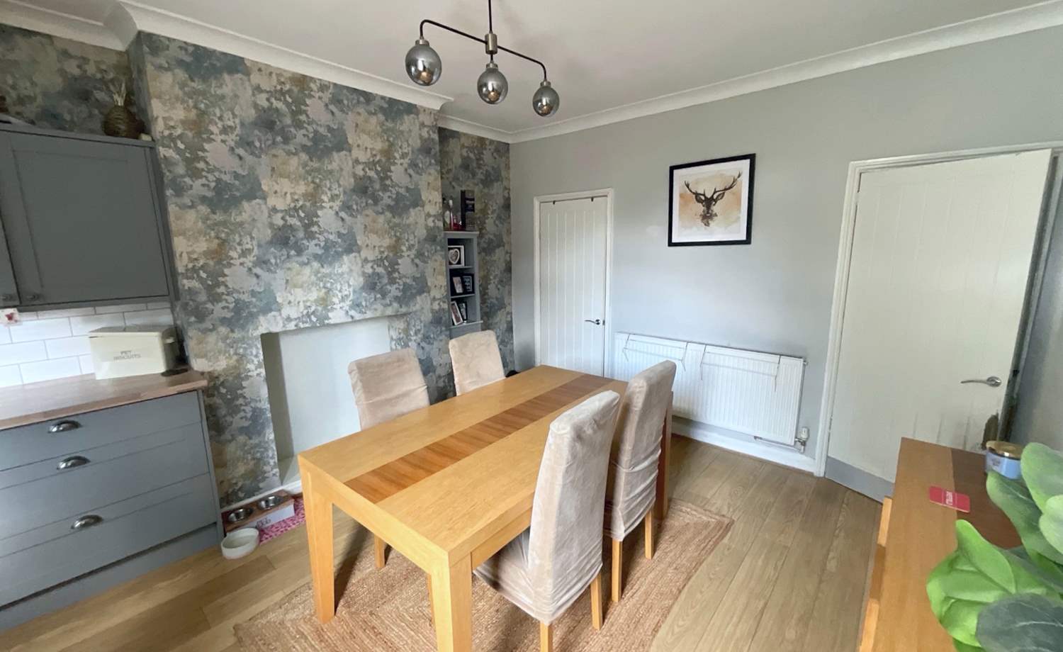 KITCHEN/DINER