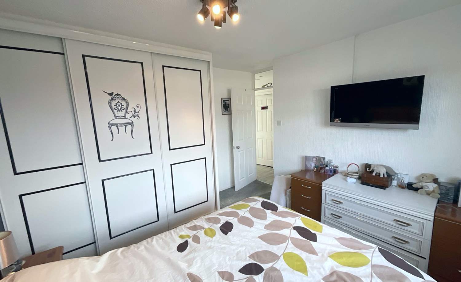 bedroom