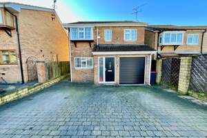 Ricknald Close, Aughton, Sheffield, S26