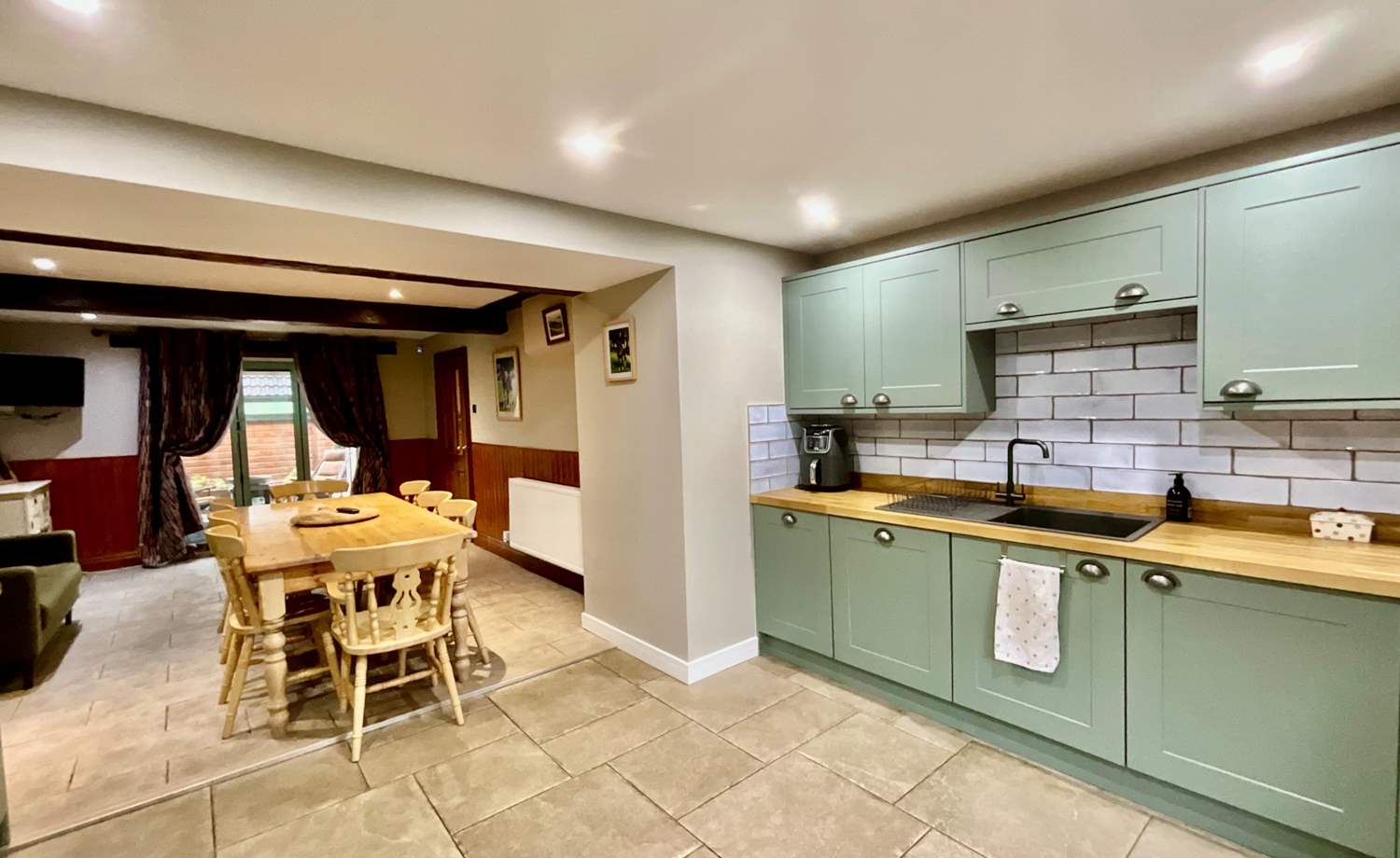 Dining Kitchen
