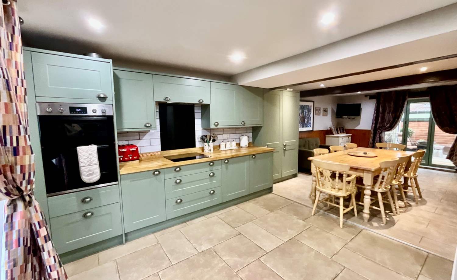 Dining Kitchen
