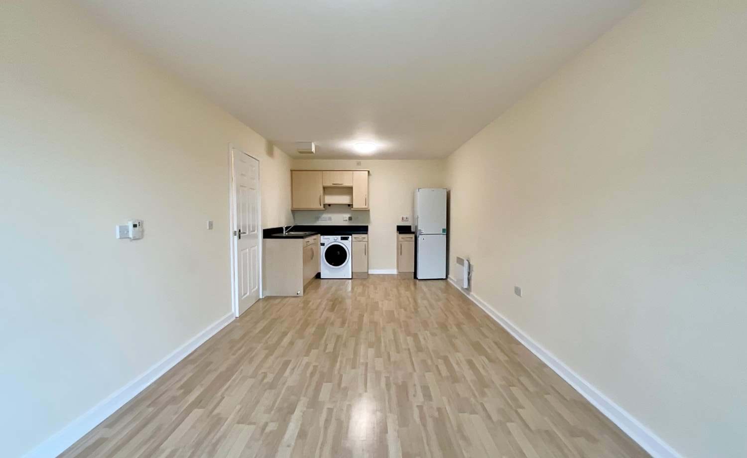 open plan lounge/kitchen