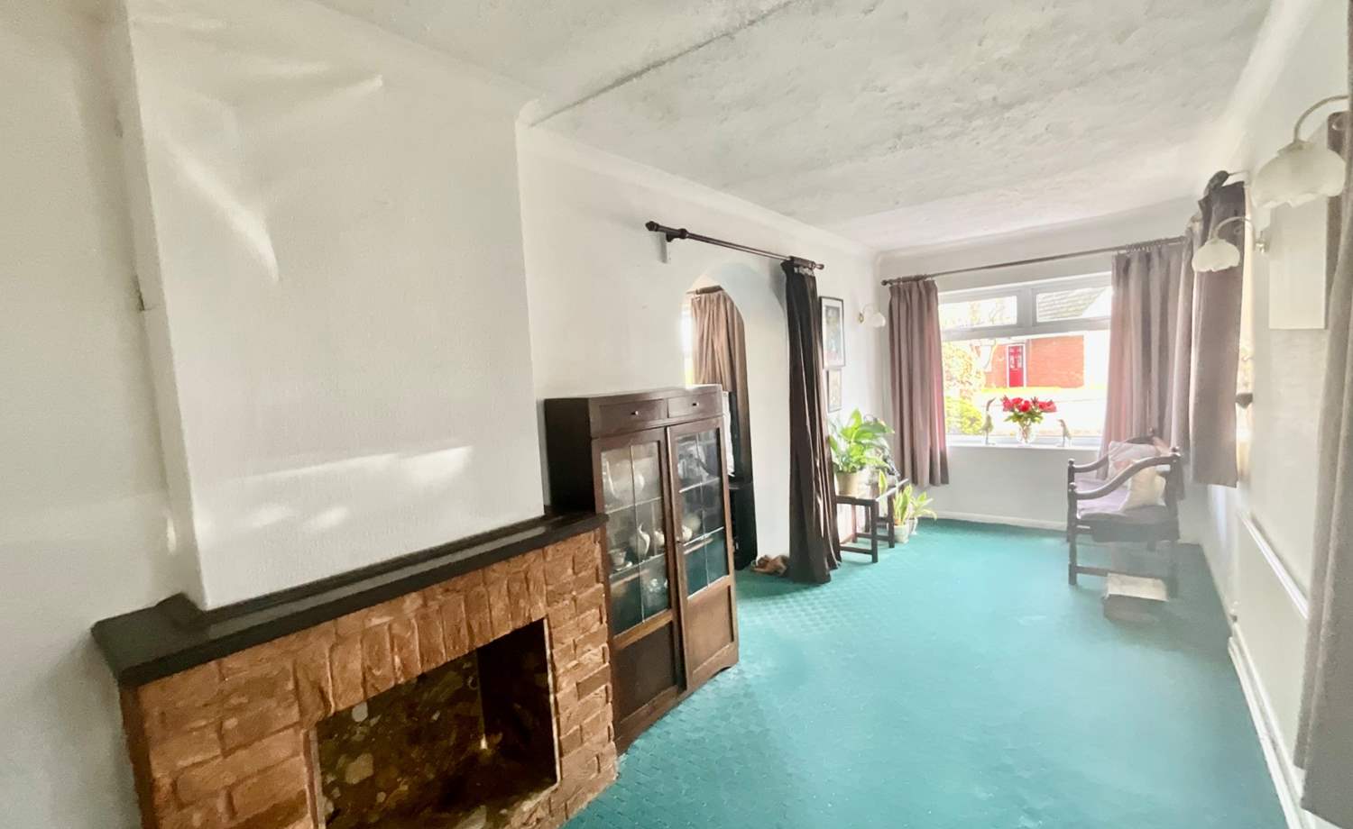 Snug/ Office/ Dining Room
