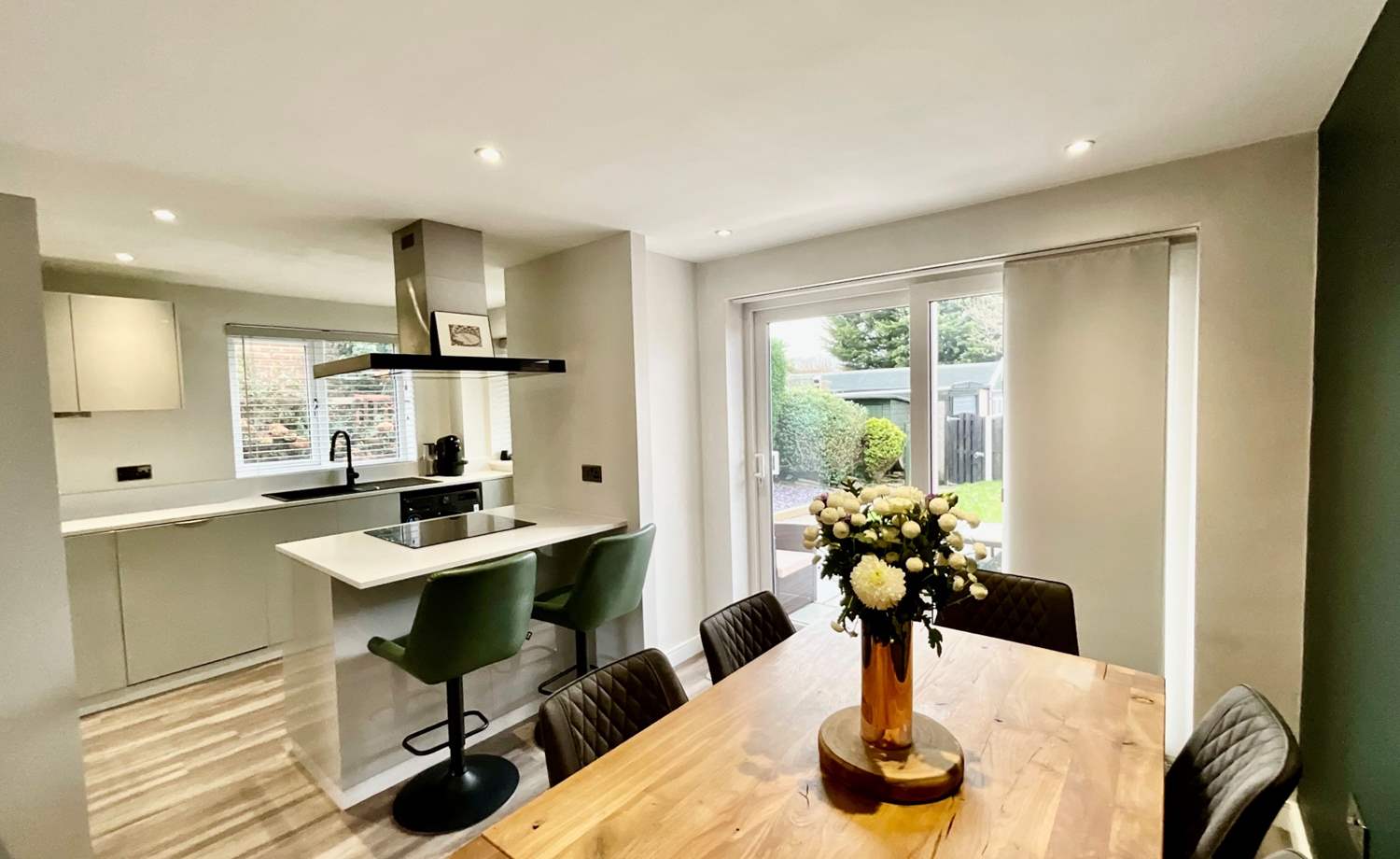 Dining Kitchen
