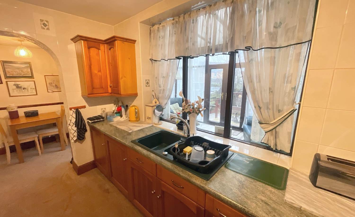 KITCHEN/DINER