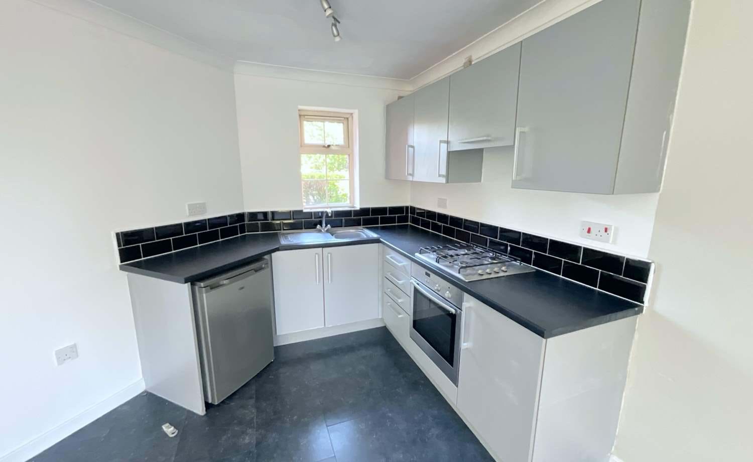kitchen/living room