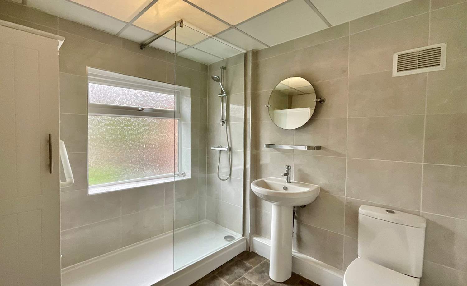 Bathroom - Formerly bedroom 3