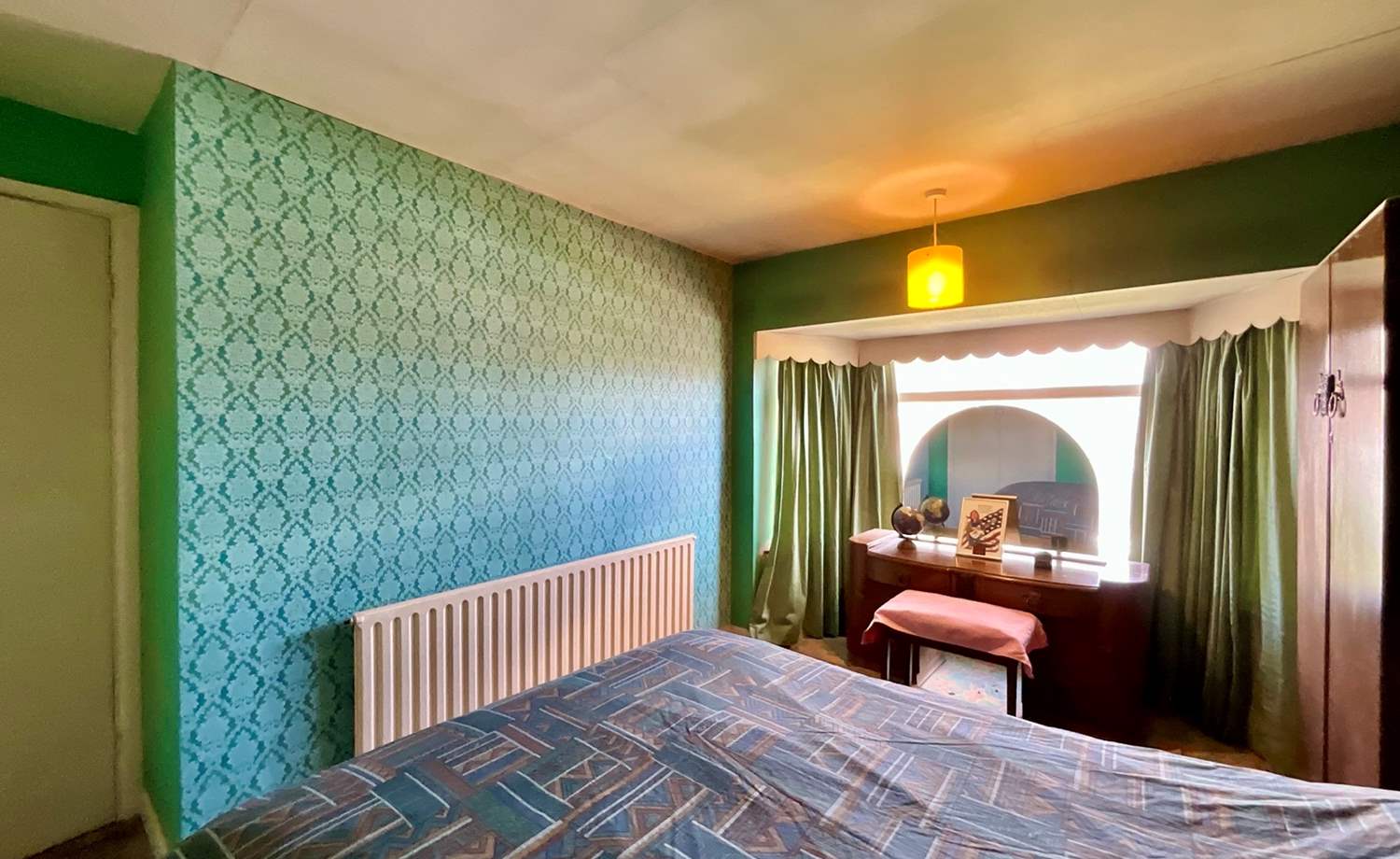 bedroom