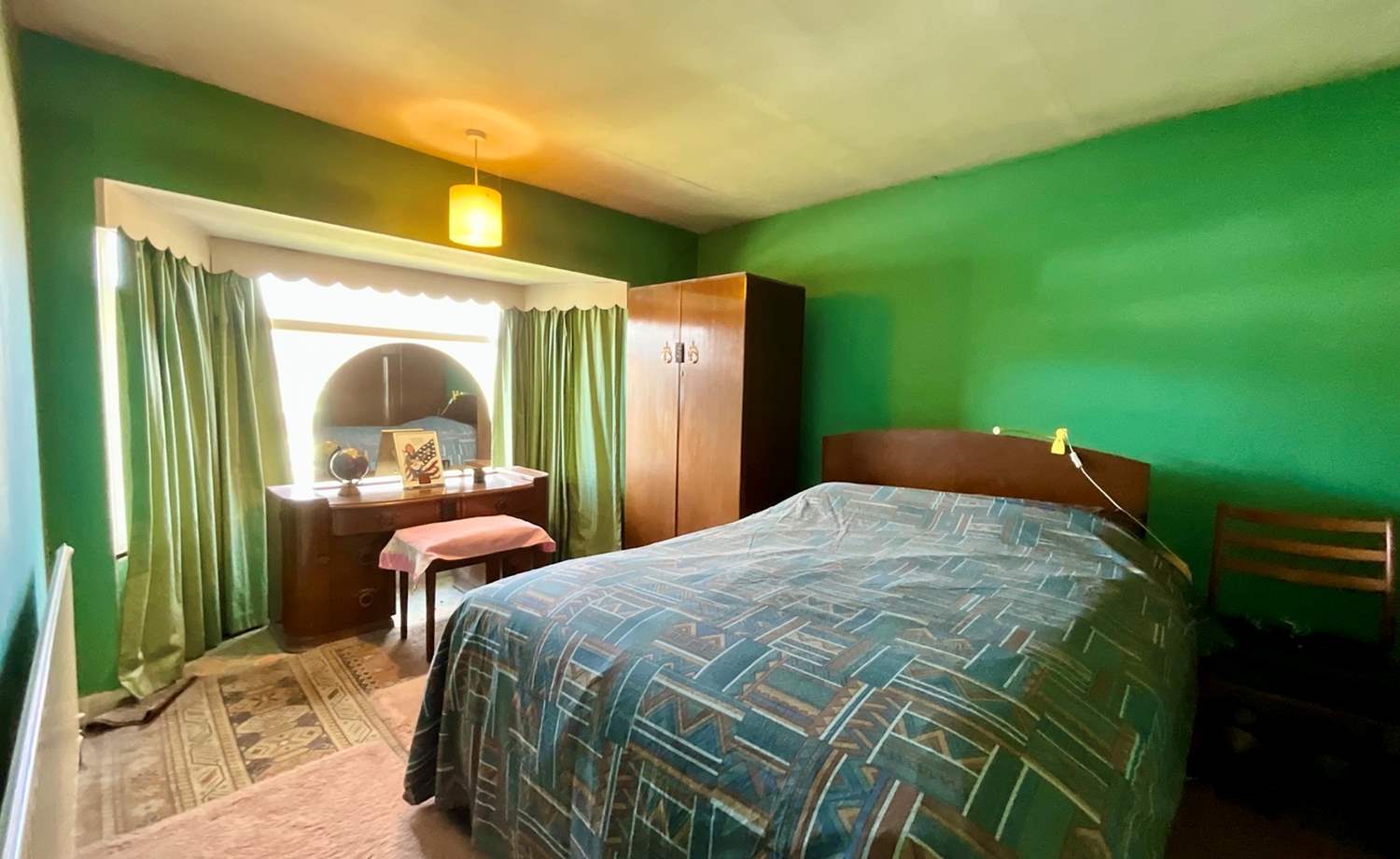 bedoom 1