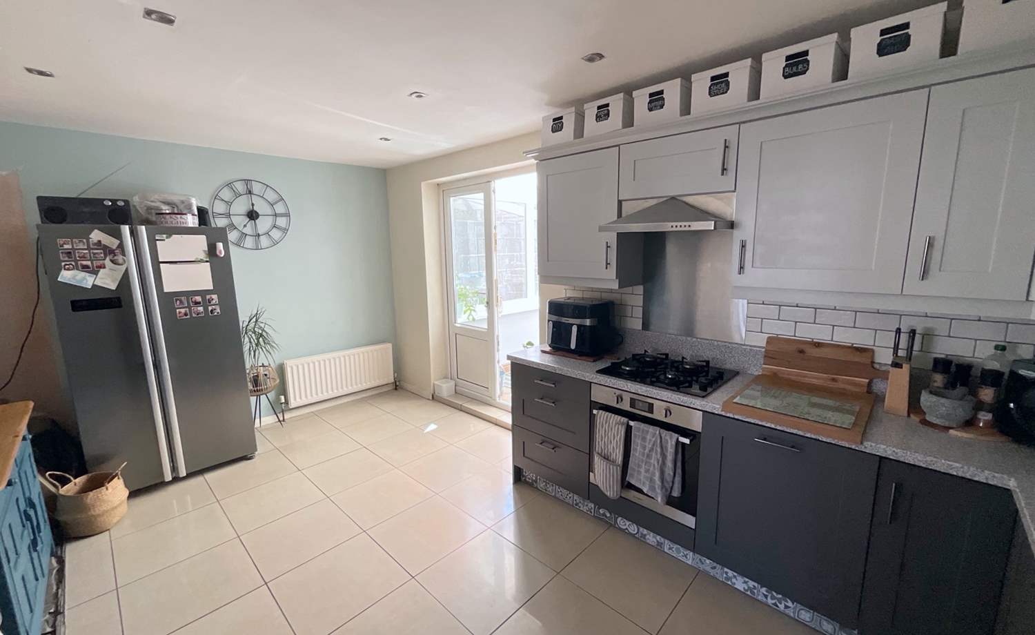 KITCHEN/DINER