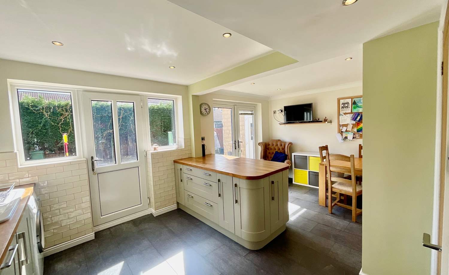 Kitchen Diner