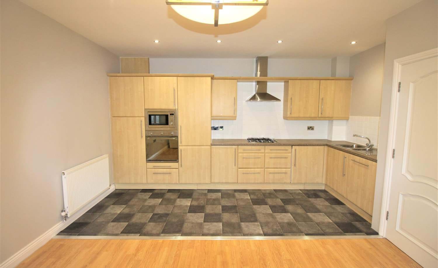 Image for property 33450