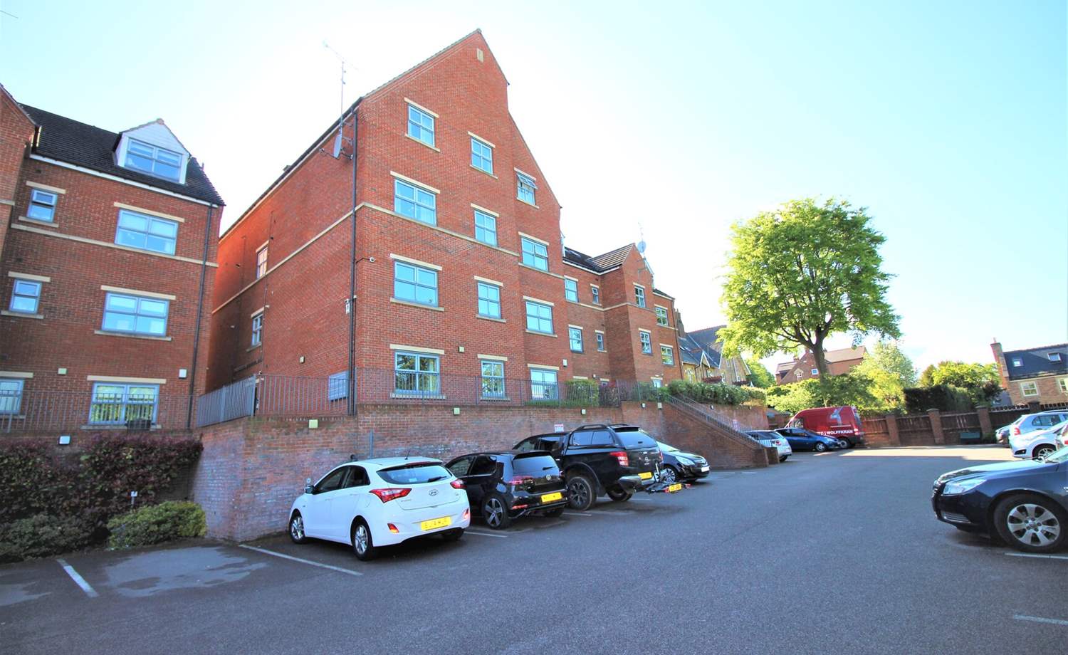 Image for property 33450