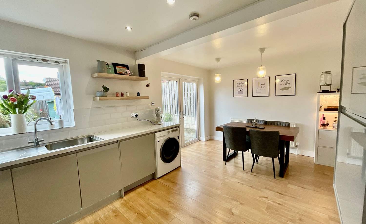 Dining Kitchen