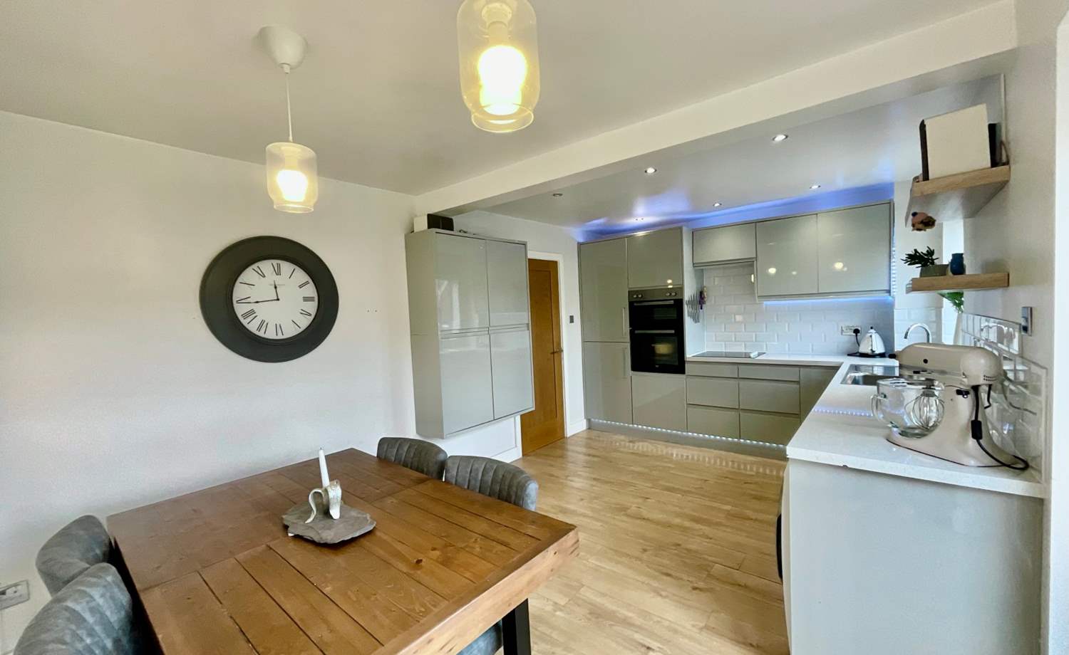 Dining Kitchen