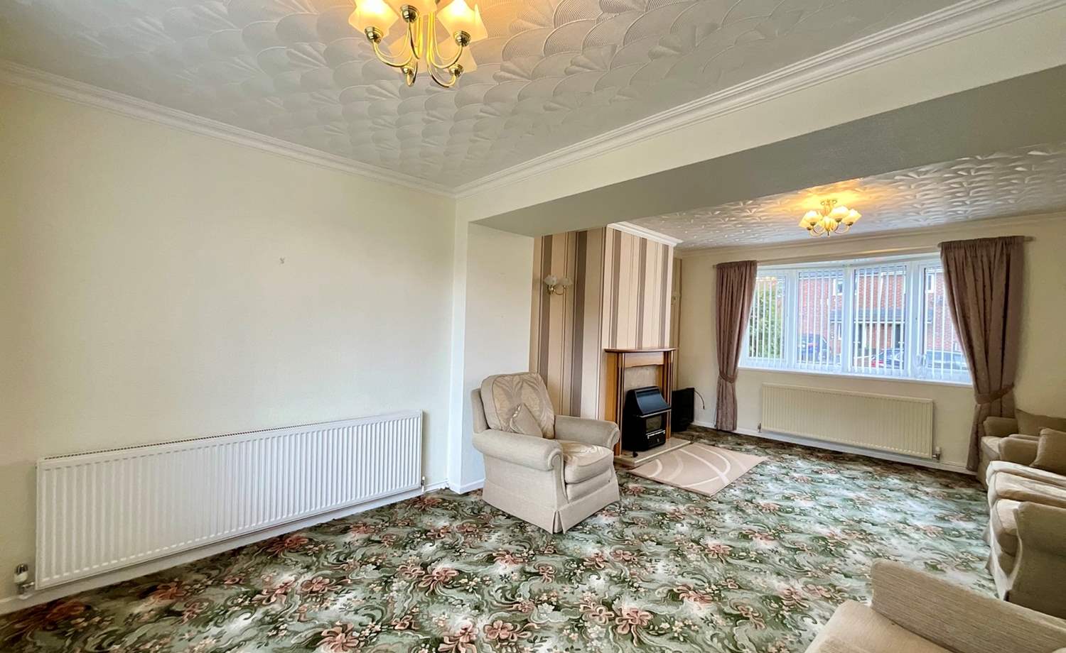 dining/lounge