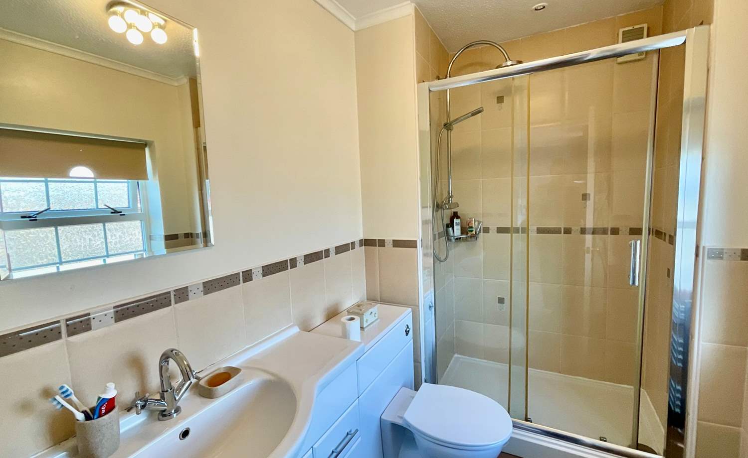 Master Bedroom En-Suite