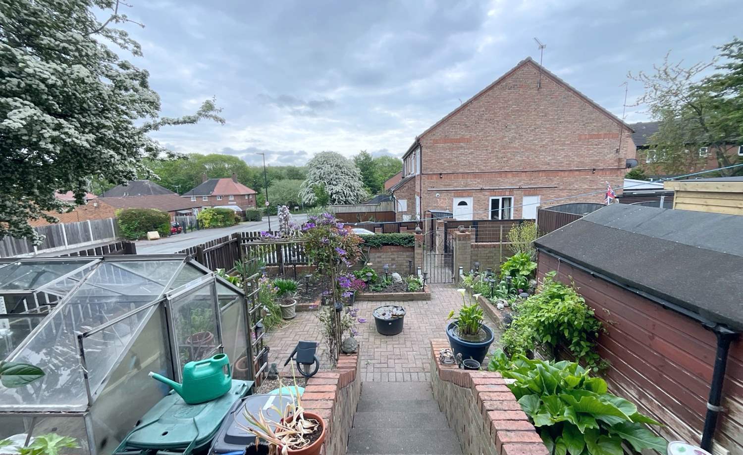 GARDEN