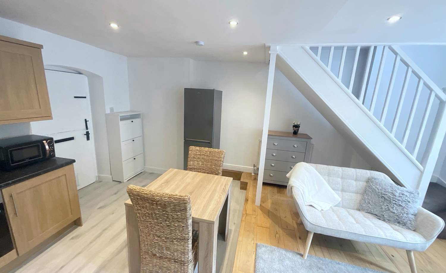 kitchen/living room