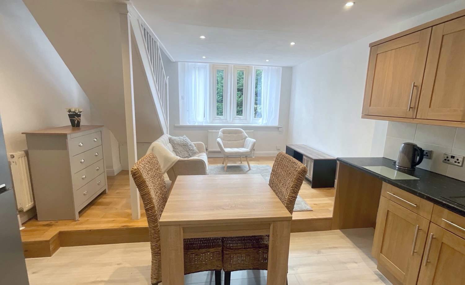 kitchen/living room