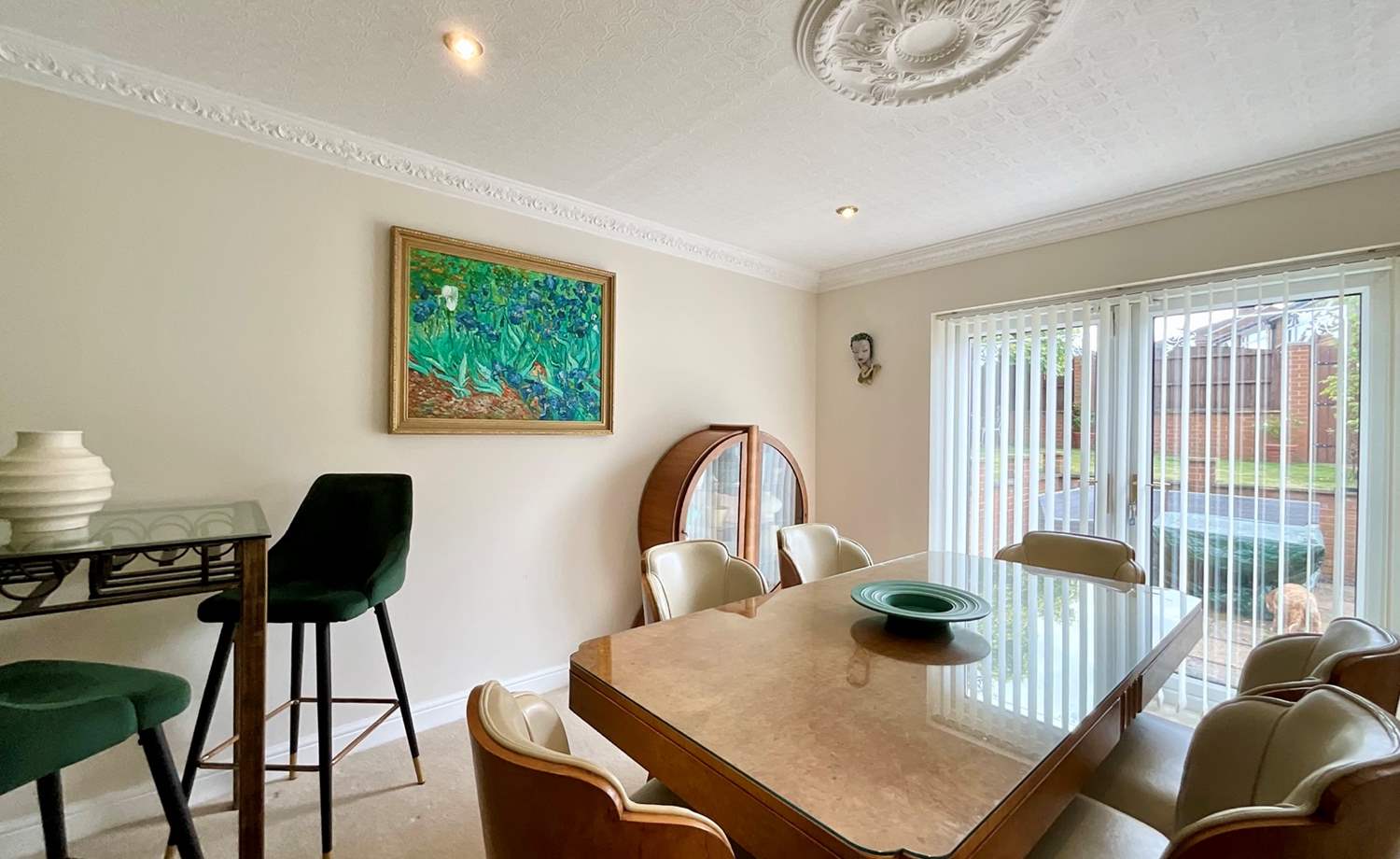 Dining Room/Bedroom