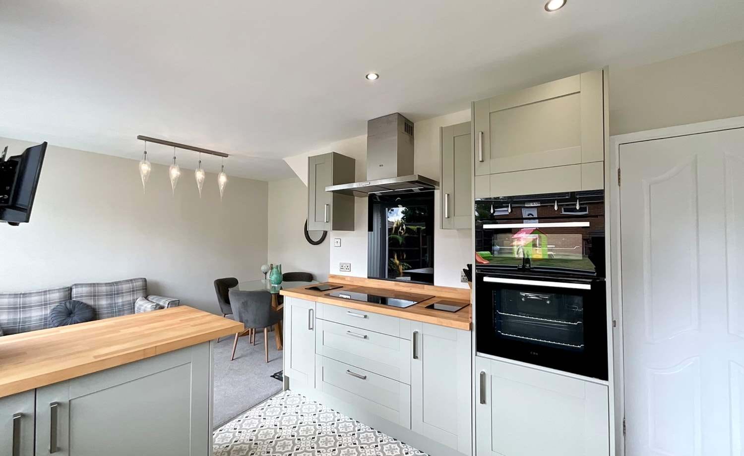 Kitchen/Living/Dining