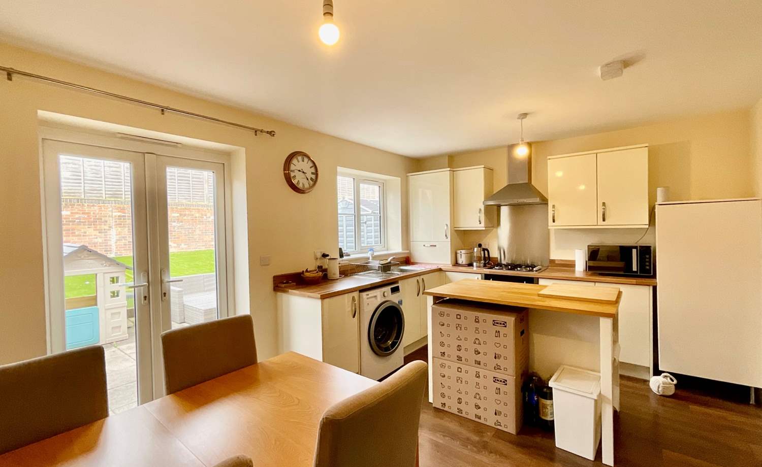 Kitchen Diner