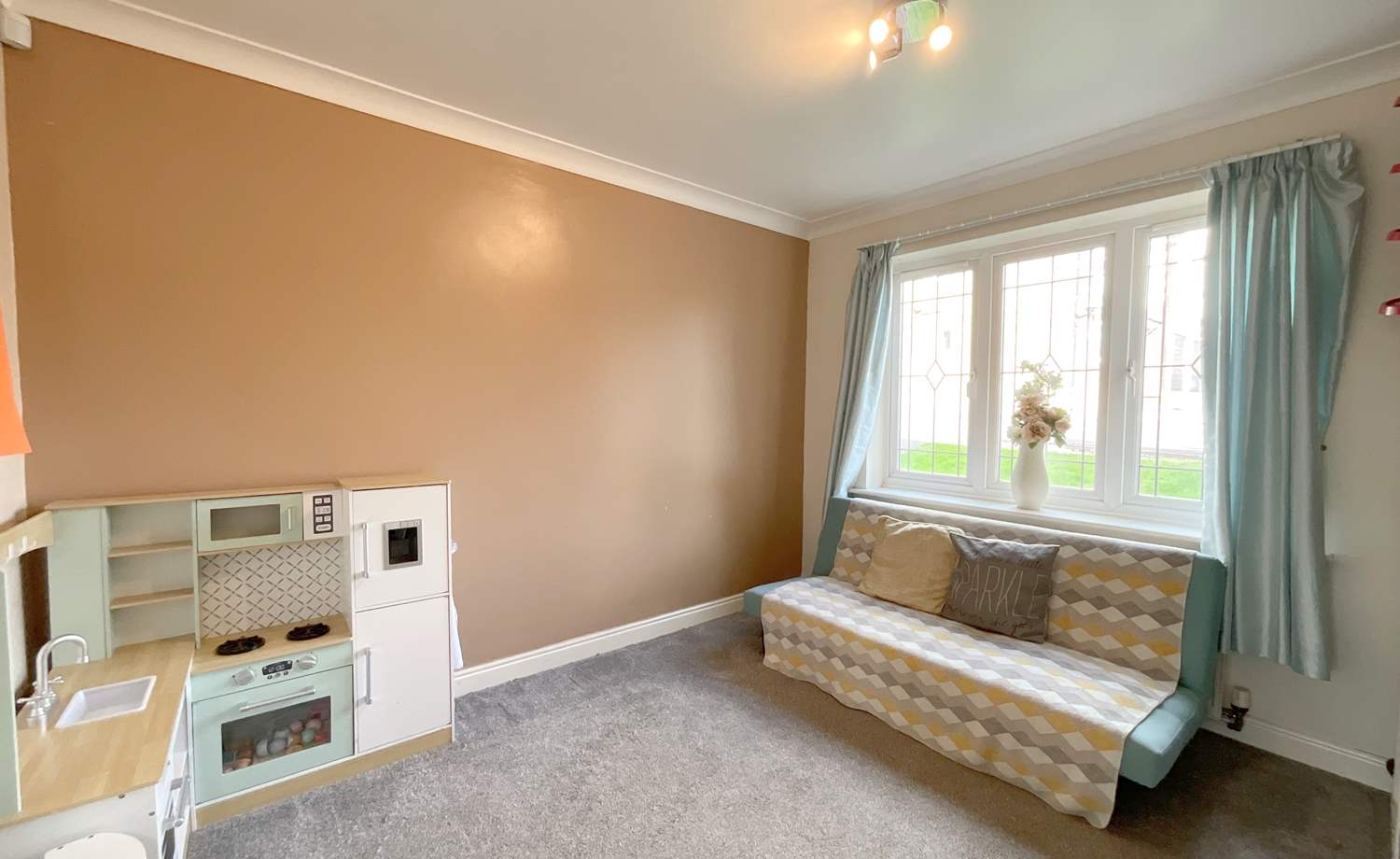 Dining Room/Playroom