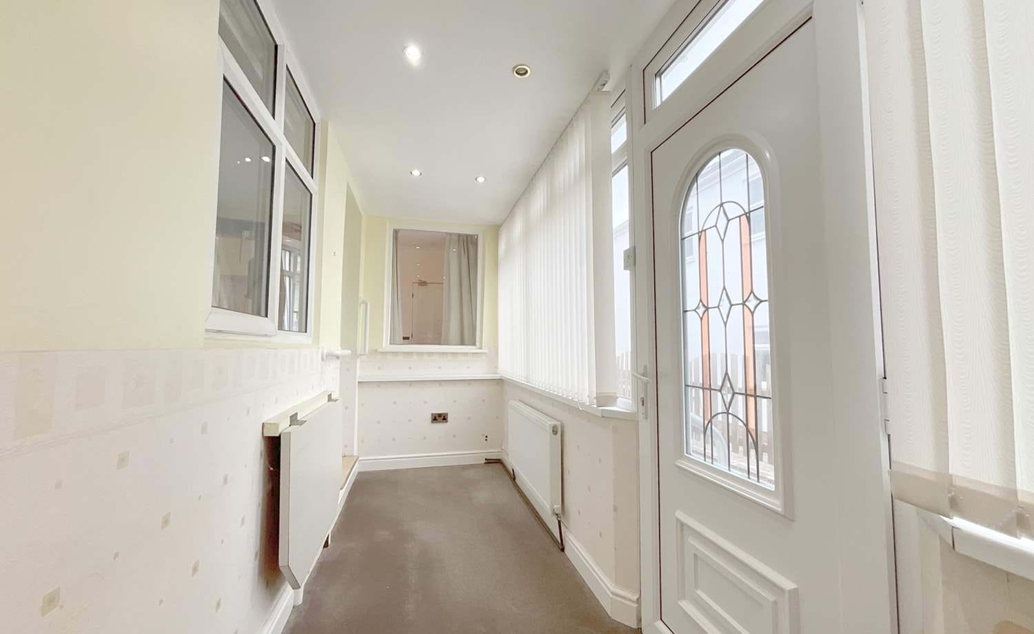 Image for property 33850