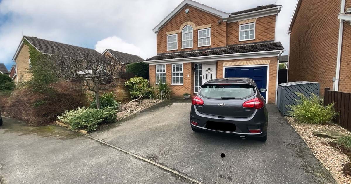 Estate Agent Sheffield and Rotherham and Worksop 2Roost