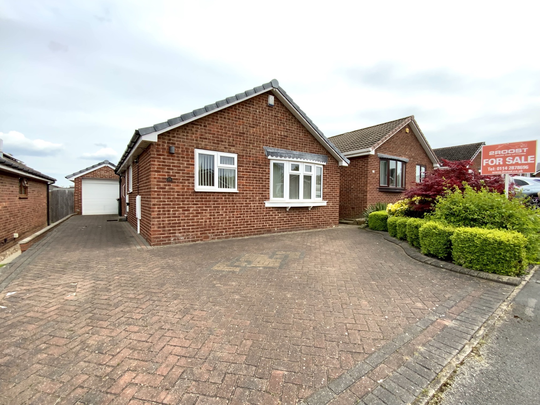 Estate Agent Sheffield and Rotherham and Worksop 2Roost