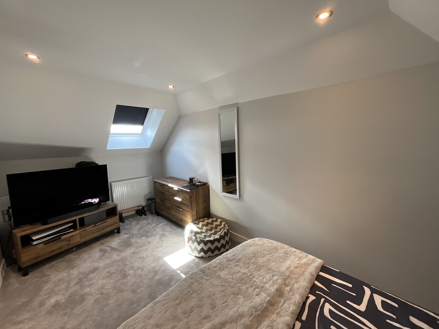 Estate Agent Sheffield and Rotherham and Worksop 2Roost