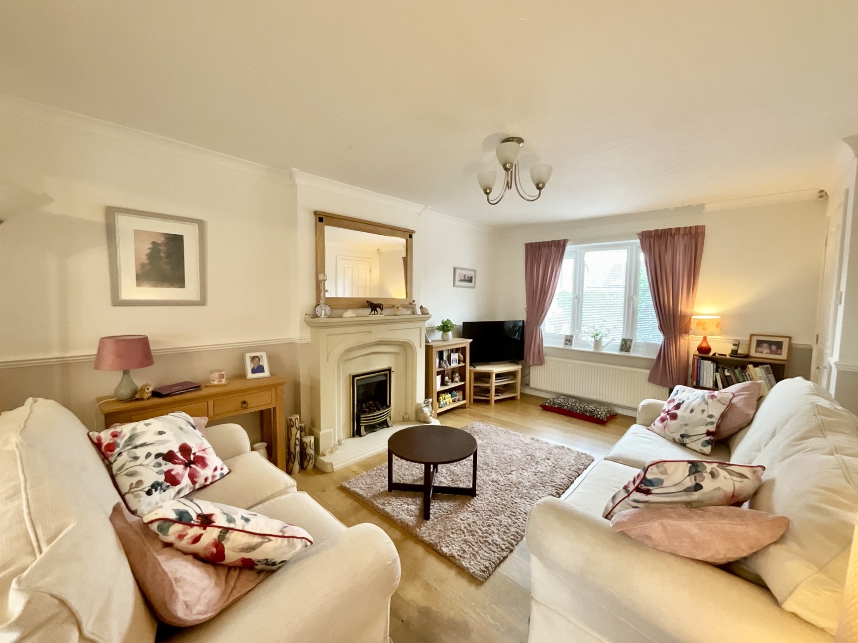 living room 