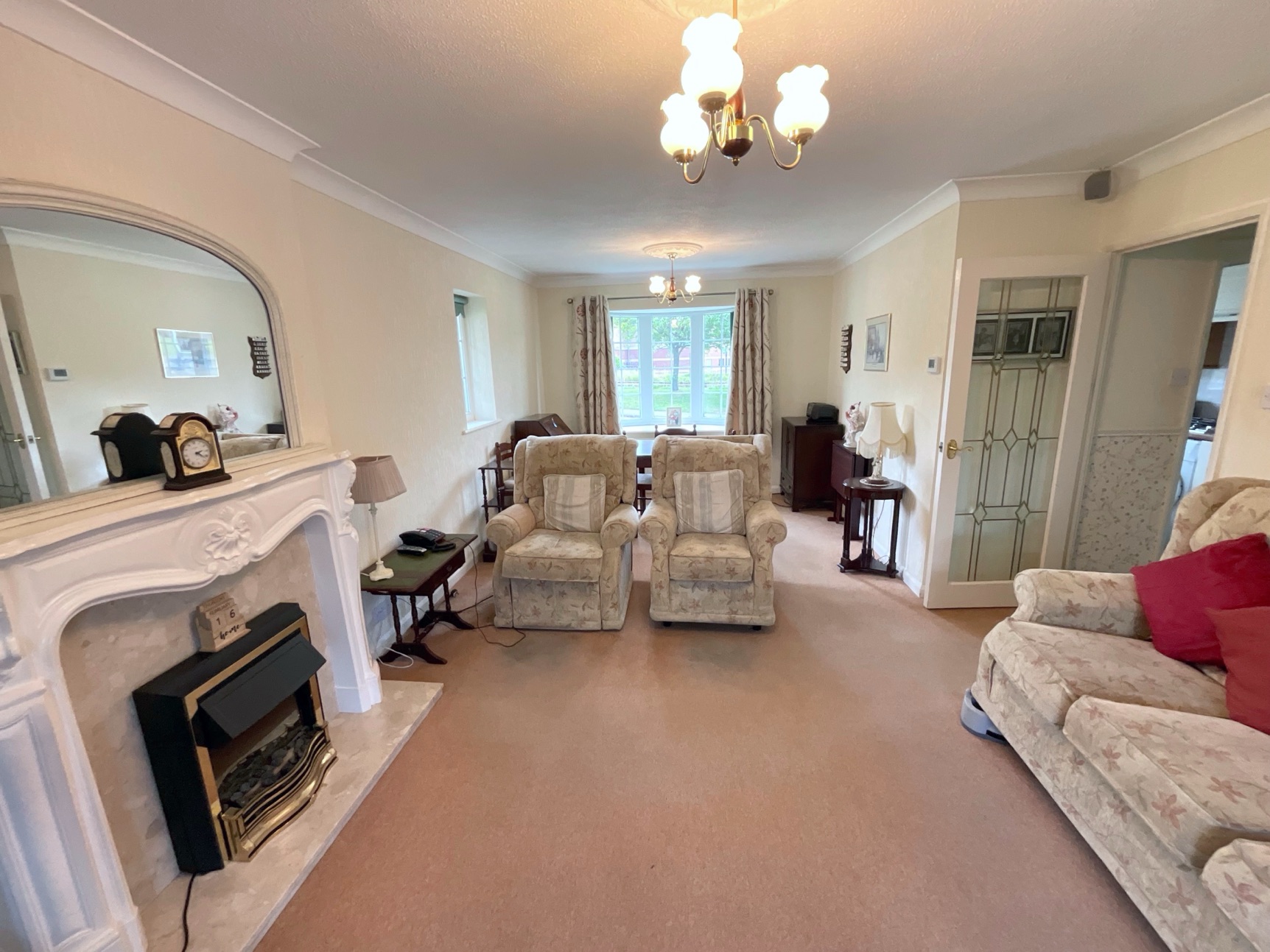 living/dining room 