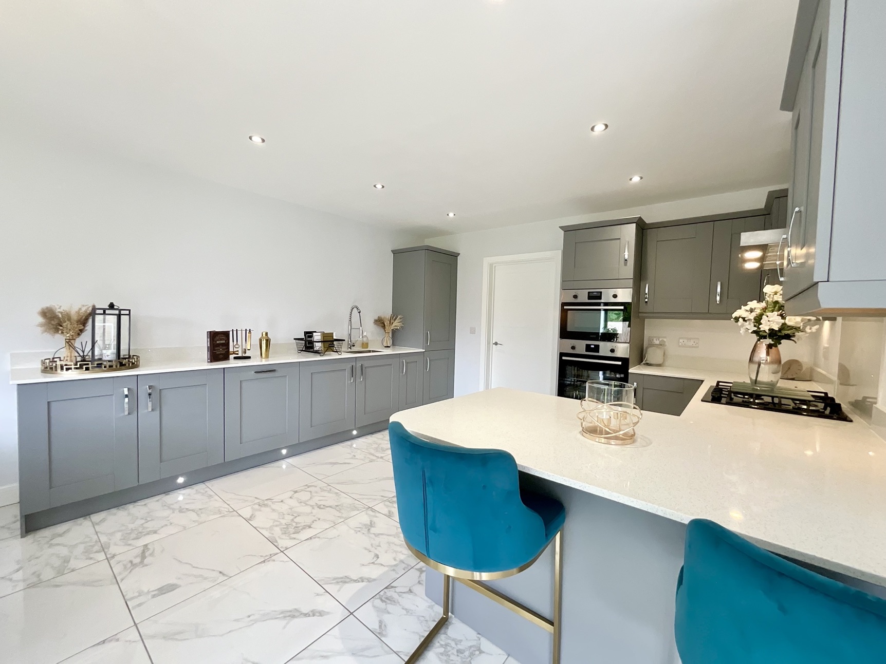 kitchen/living/dining space