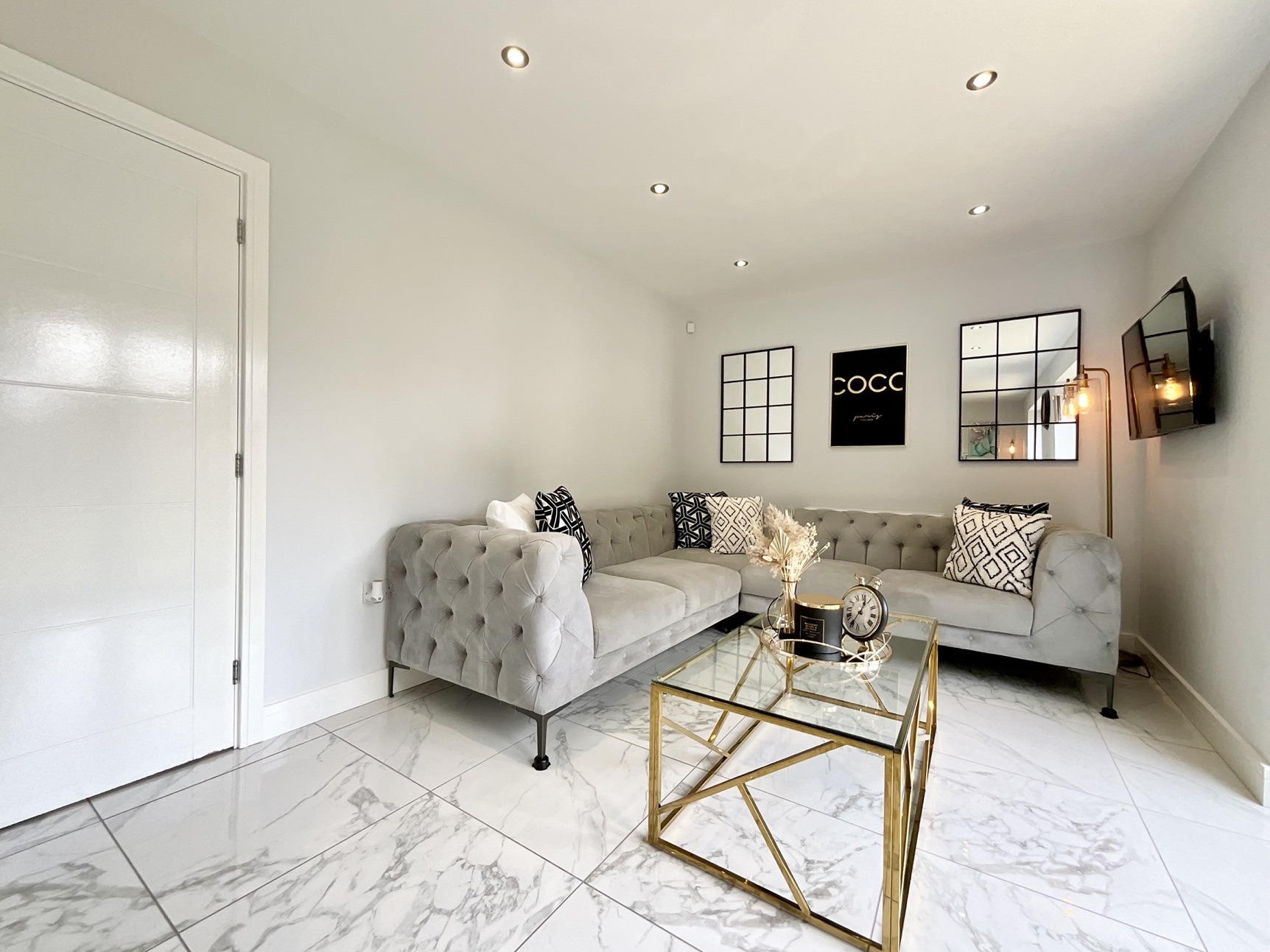 kitchen/dining/living space