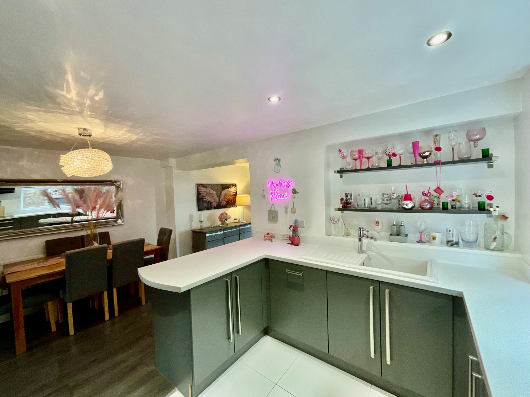 Kitchen Diner 
