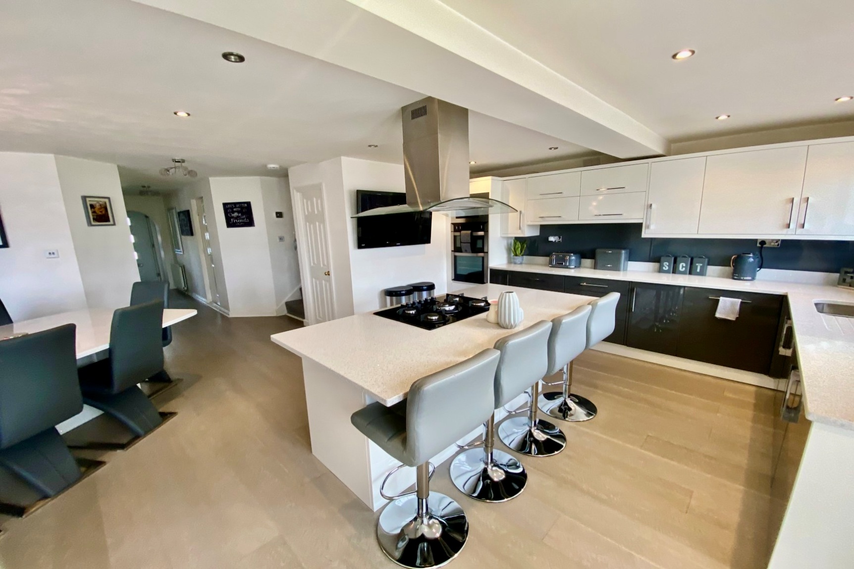 Kitchen Dining 
