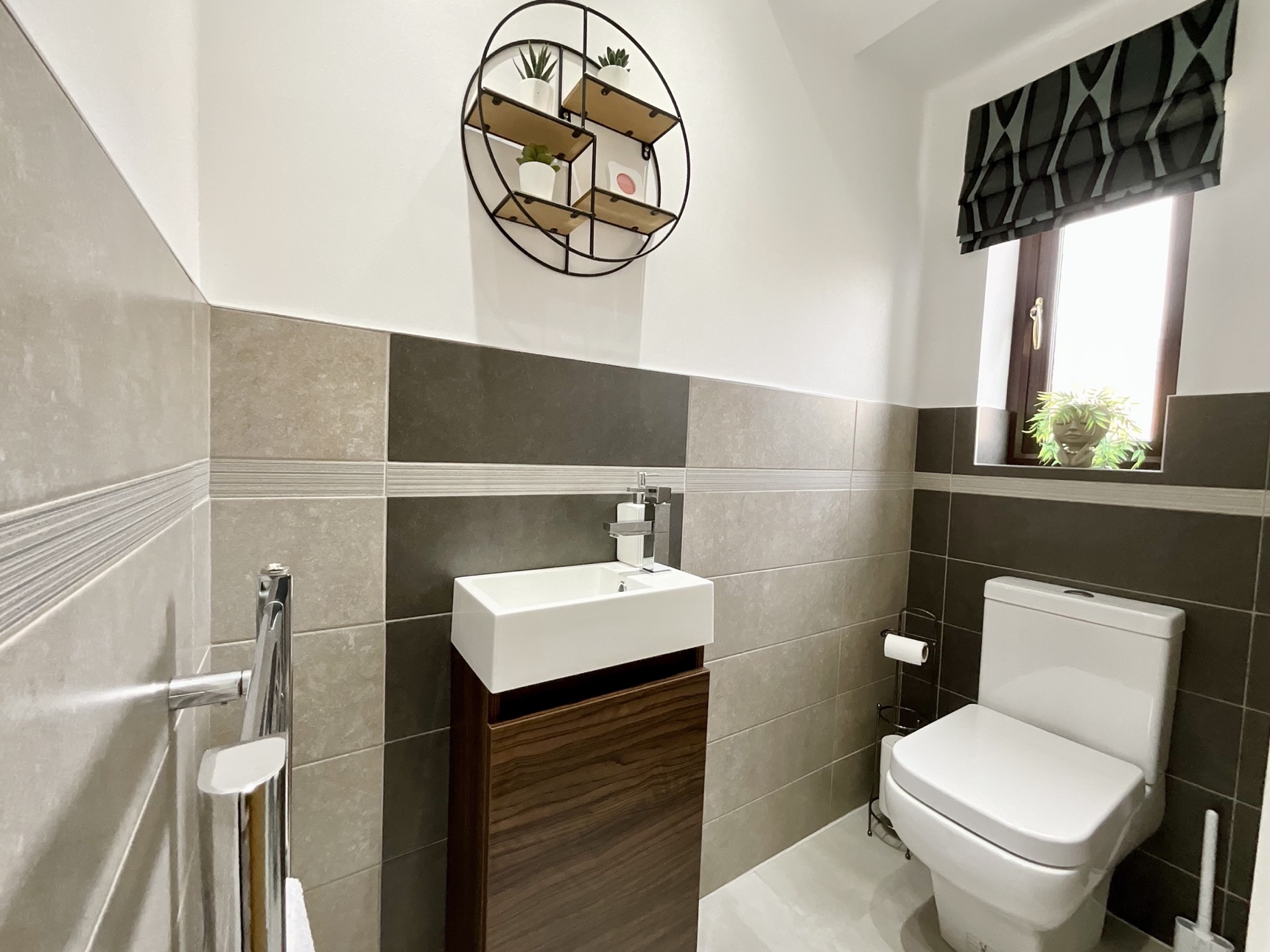 downstairs wc