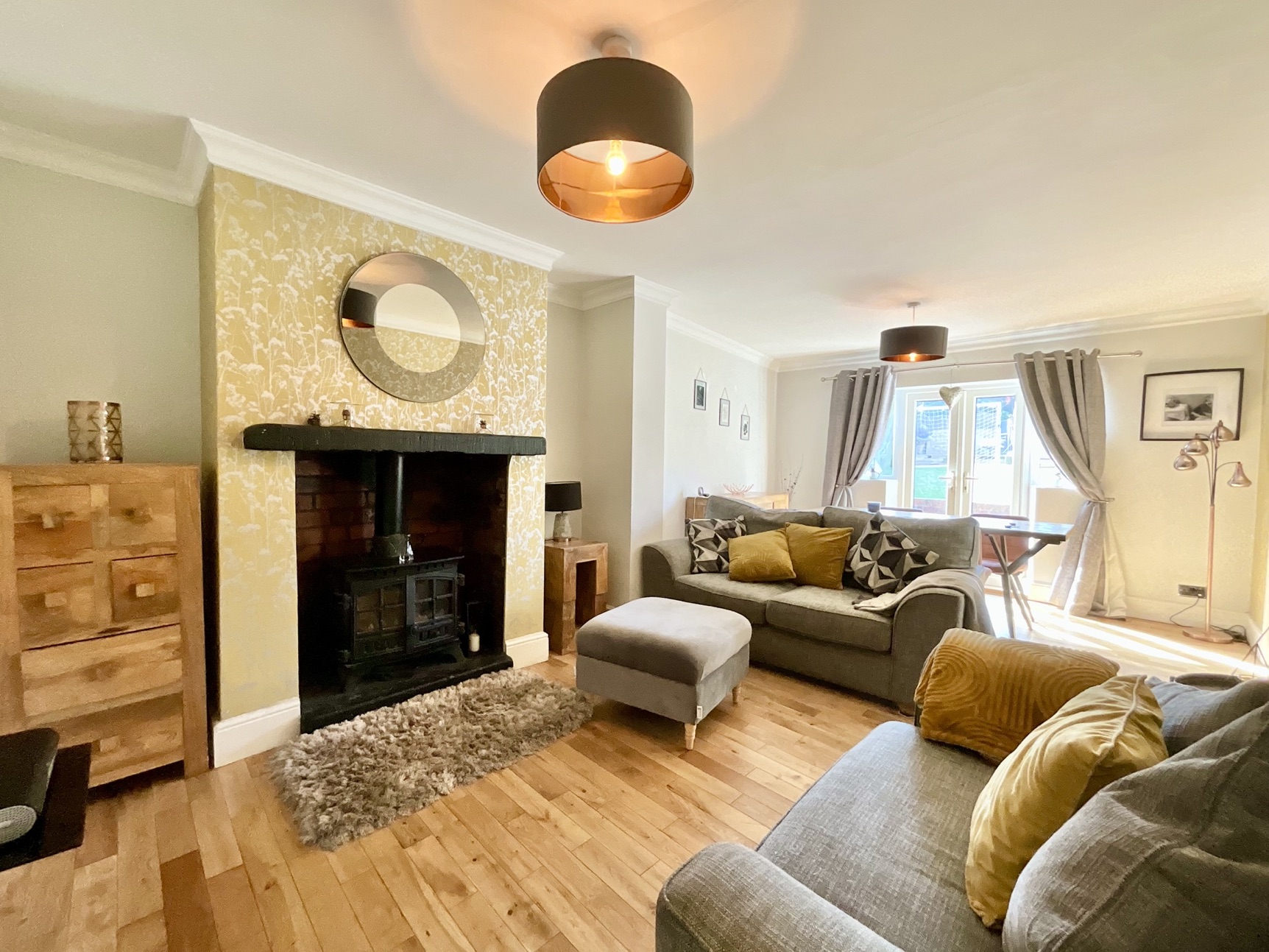 dining/living space