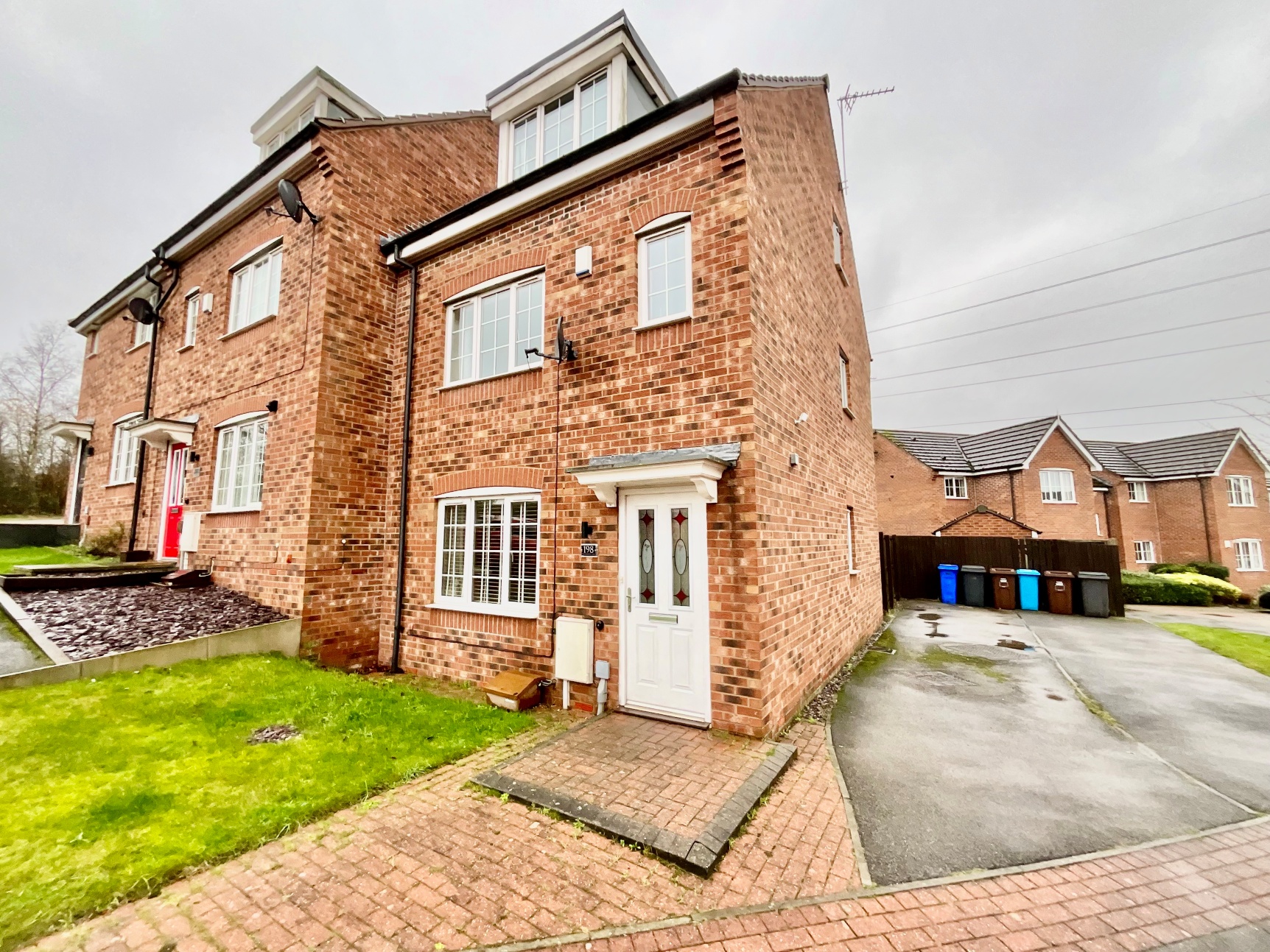 Image for property: 32462